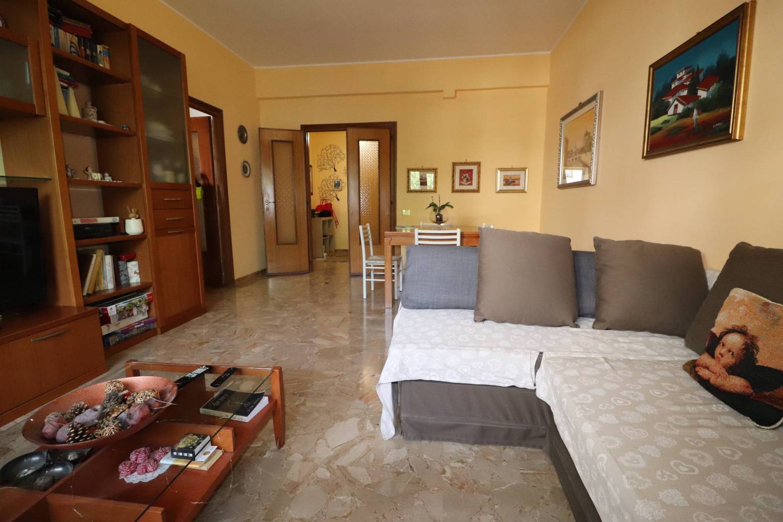 SALONE
