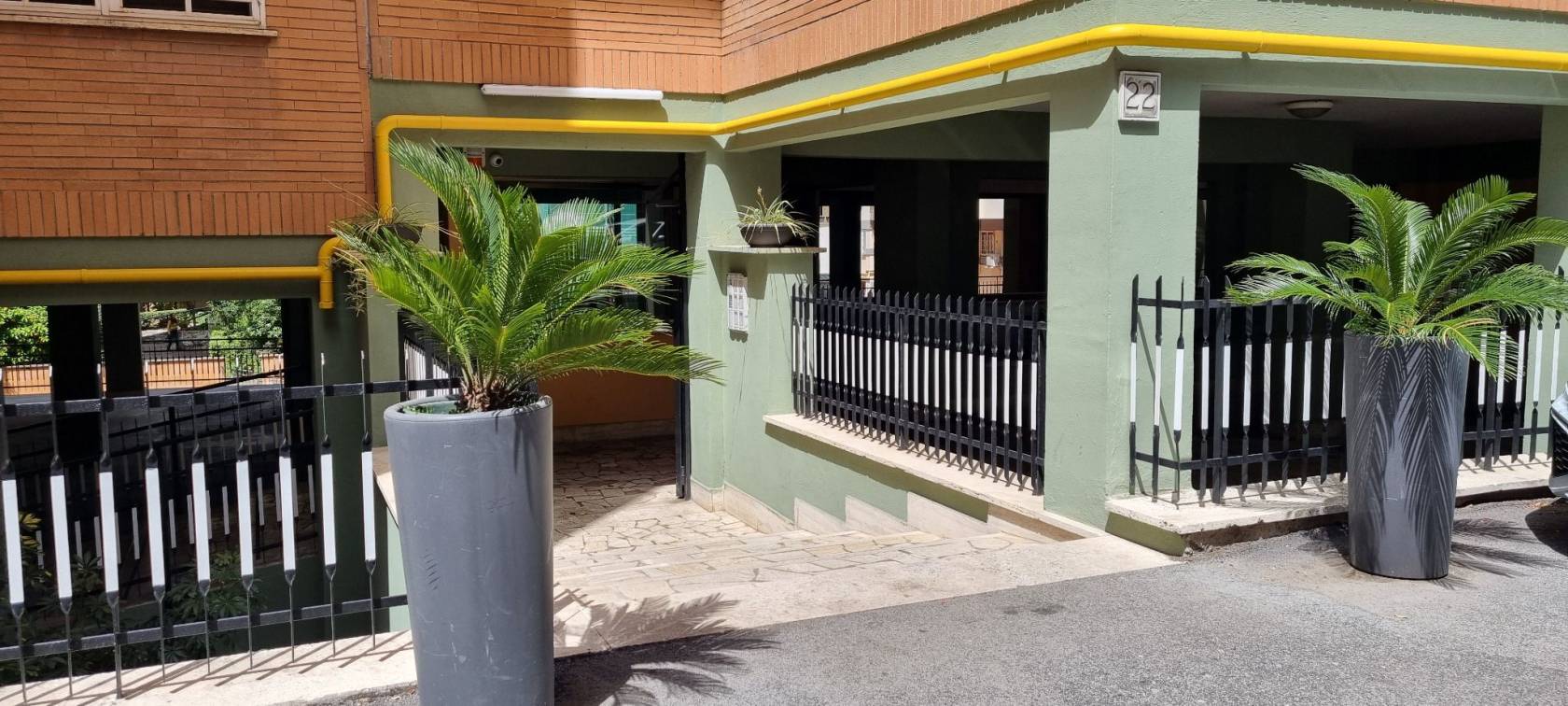INGRESSO CONDOMINIO