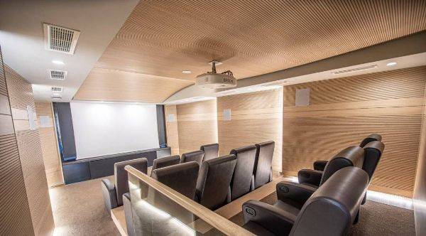 Interno non residenziale Interno non residenziale