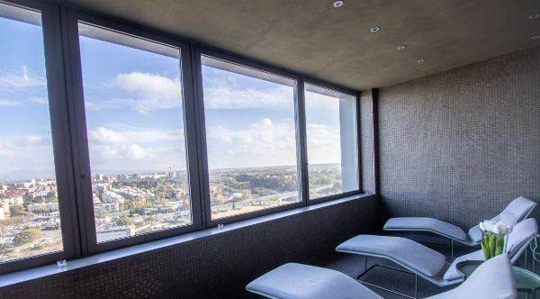 Stanza arredata Stanza arredata