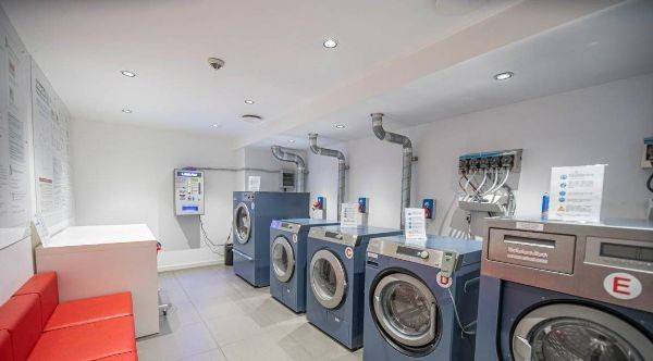 Interno non residenziale Interno non residenziale