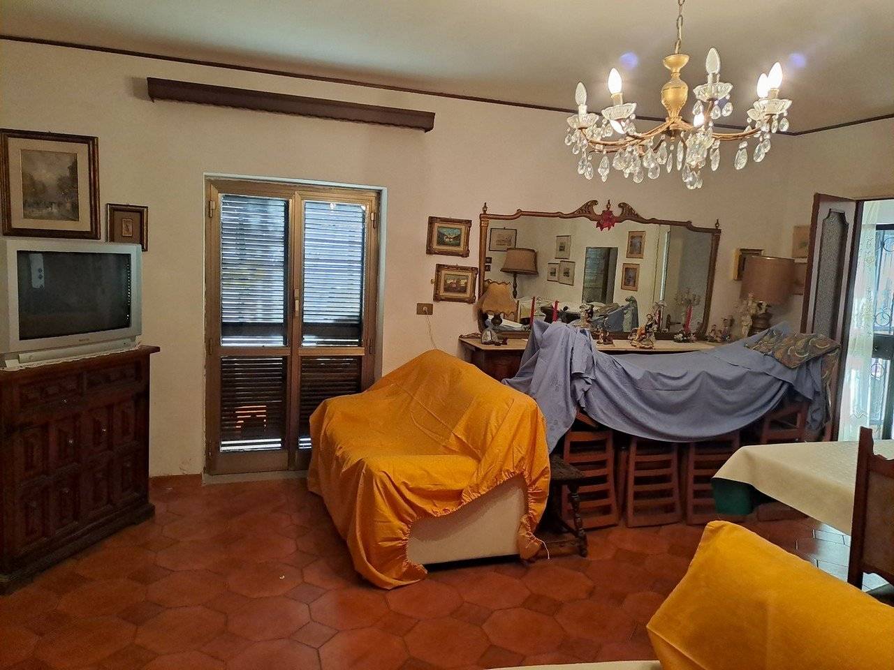 Salone