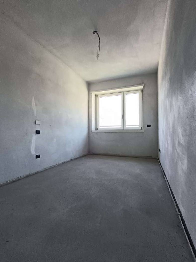 8d771190-8684-4b9b-80d0-51d4fe2d85c5