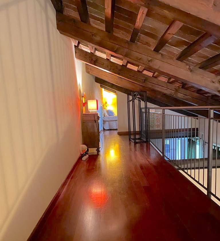 Stanza non arredata Stanza non arredata