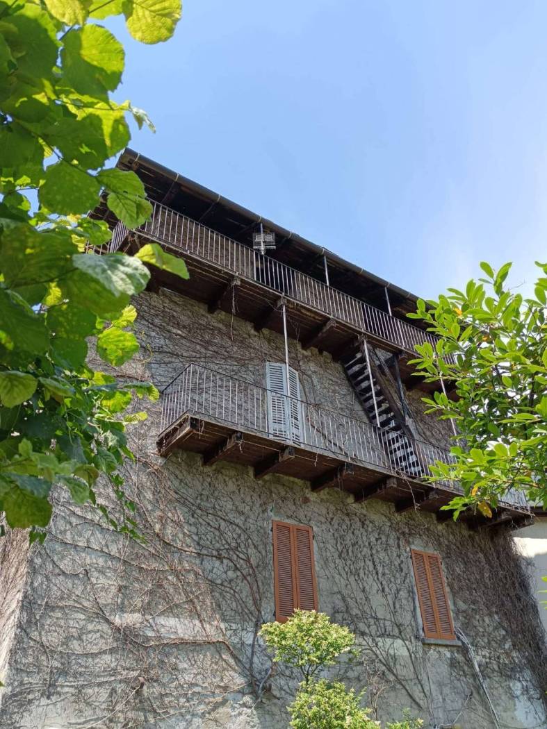 7e8a3c7c-edf4-4511-a4e1-f87eca7308da