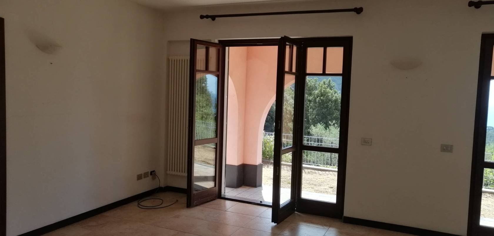 Stanza non arredata