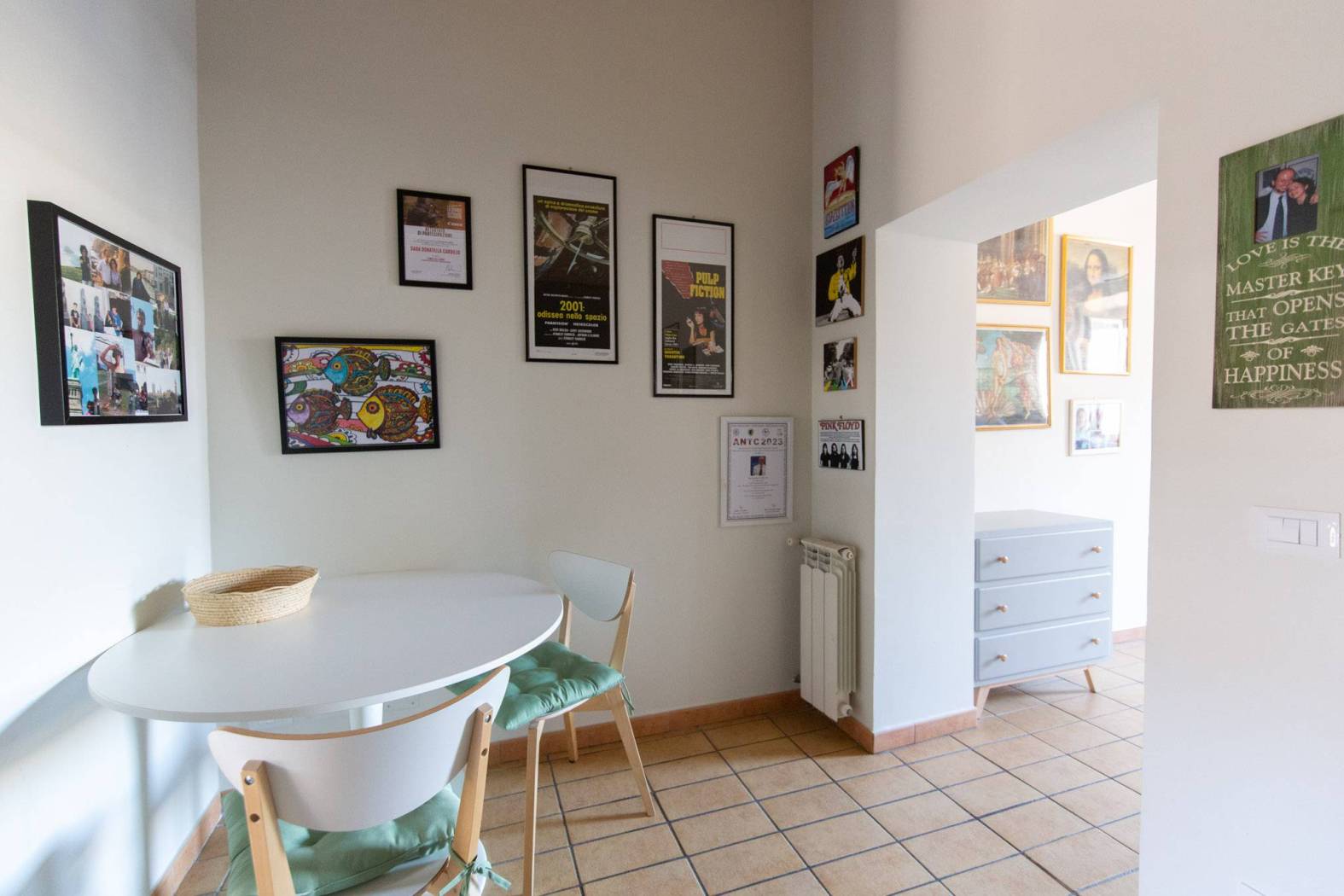 Stanza arredata Stanza arredata