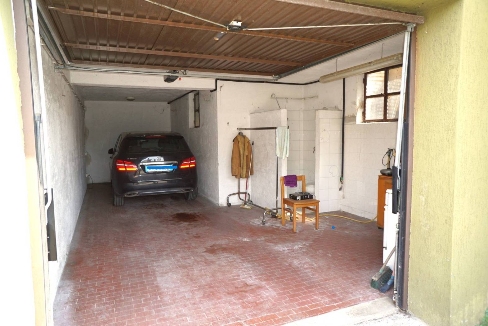 garage per due auto