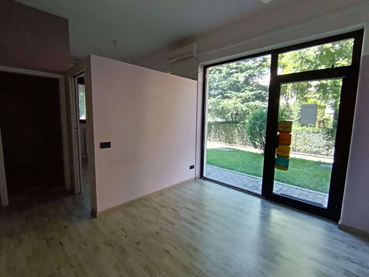 6dad2152-bb80-4810-ae1d-06caadd2485e