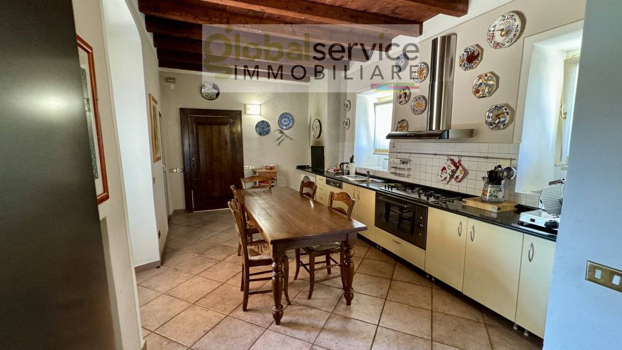 Cucina Cucina