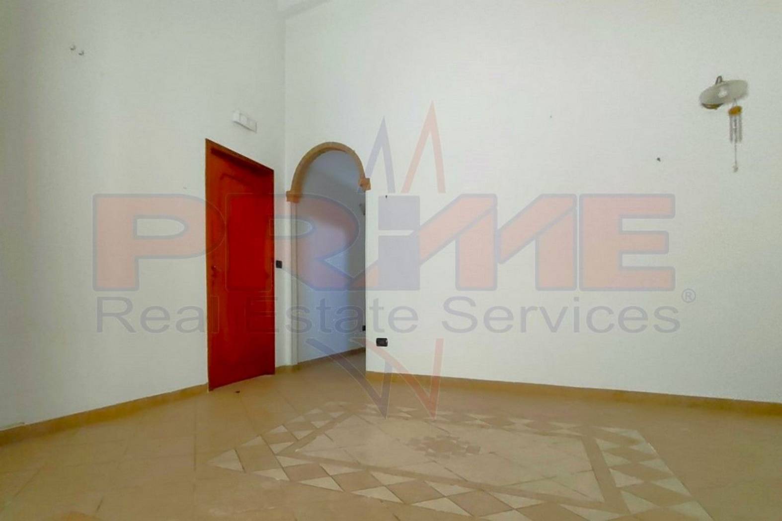 Stanza non arredata Stanza non arredata