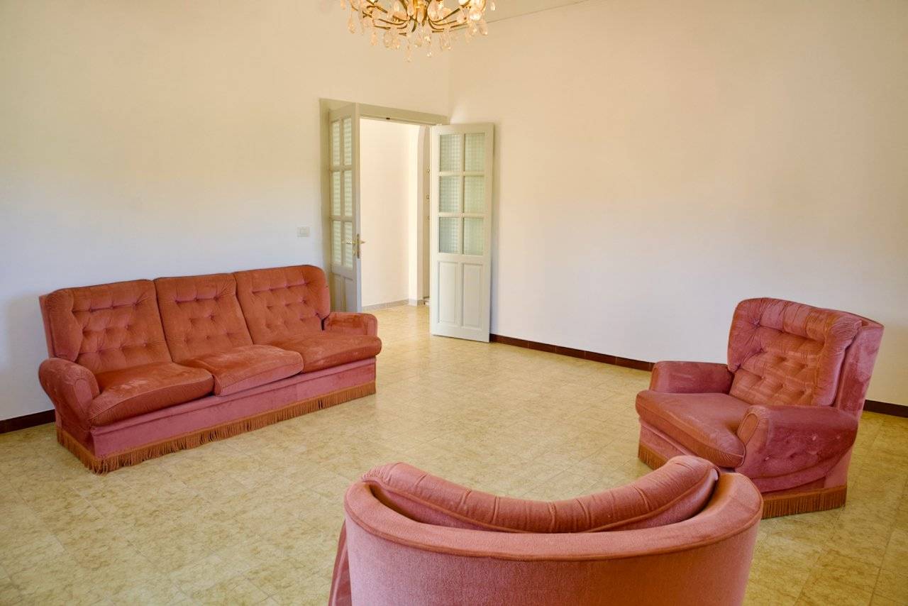 Salone