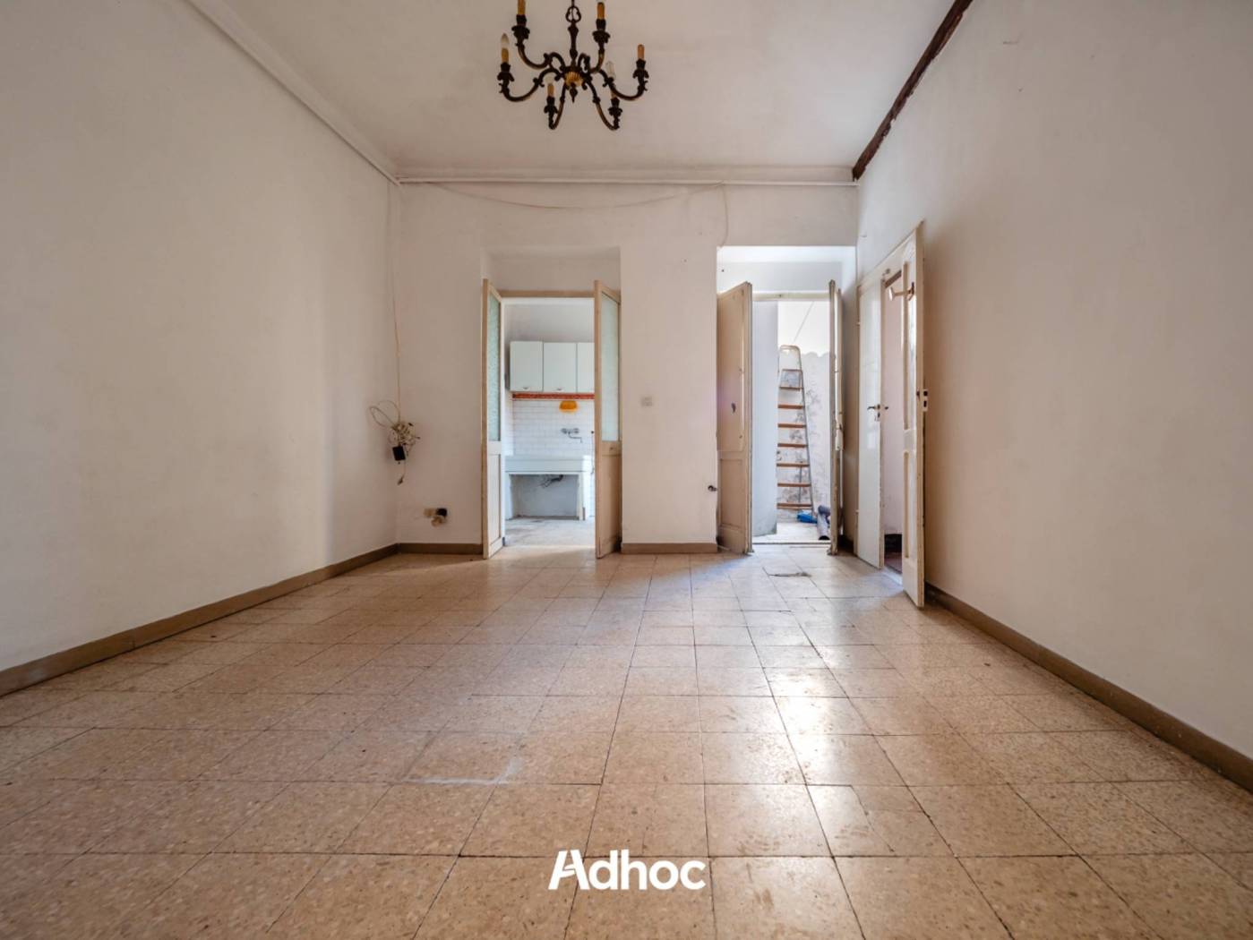 Sala da Pranzo Verso Cucina