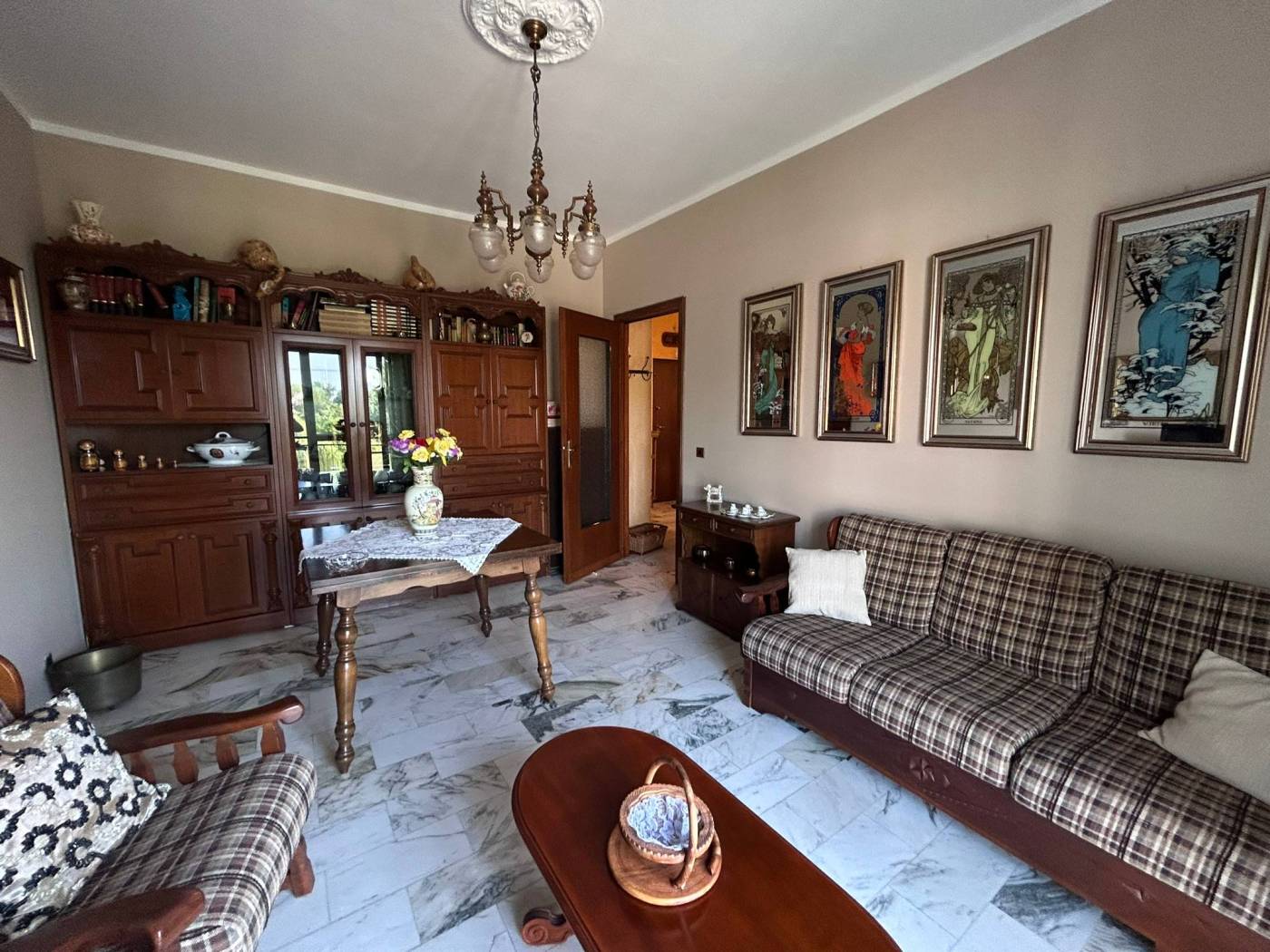 Salone