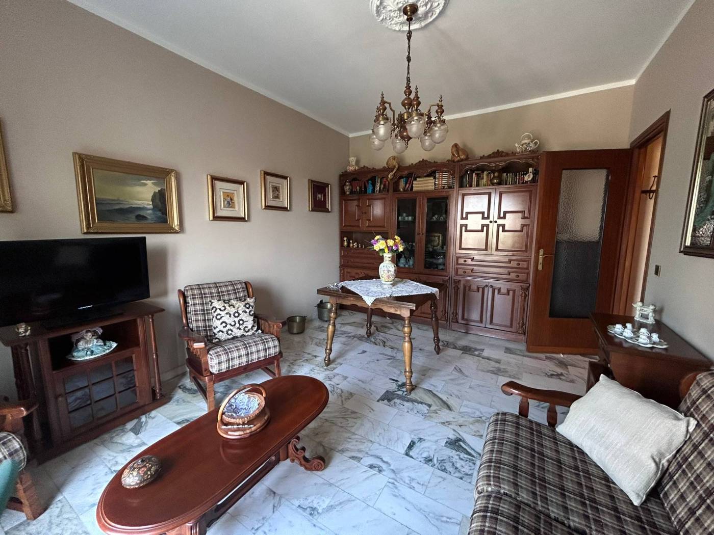 Salone