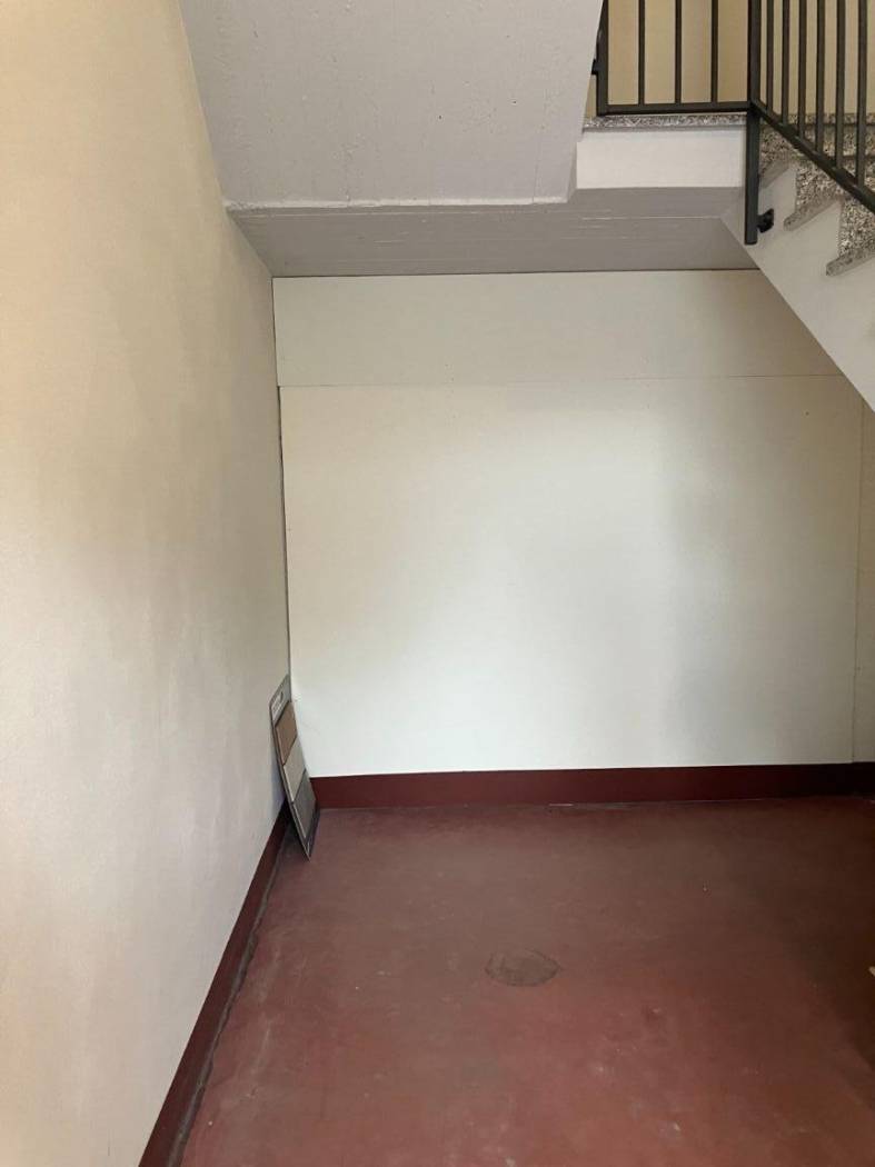 vano d'ingresso piano terra/predisposizione montac