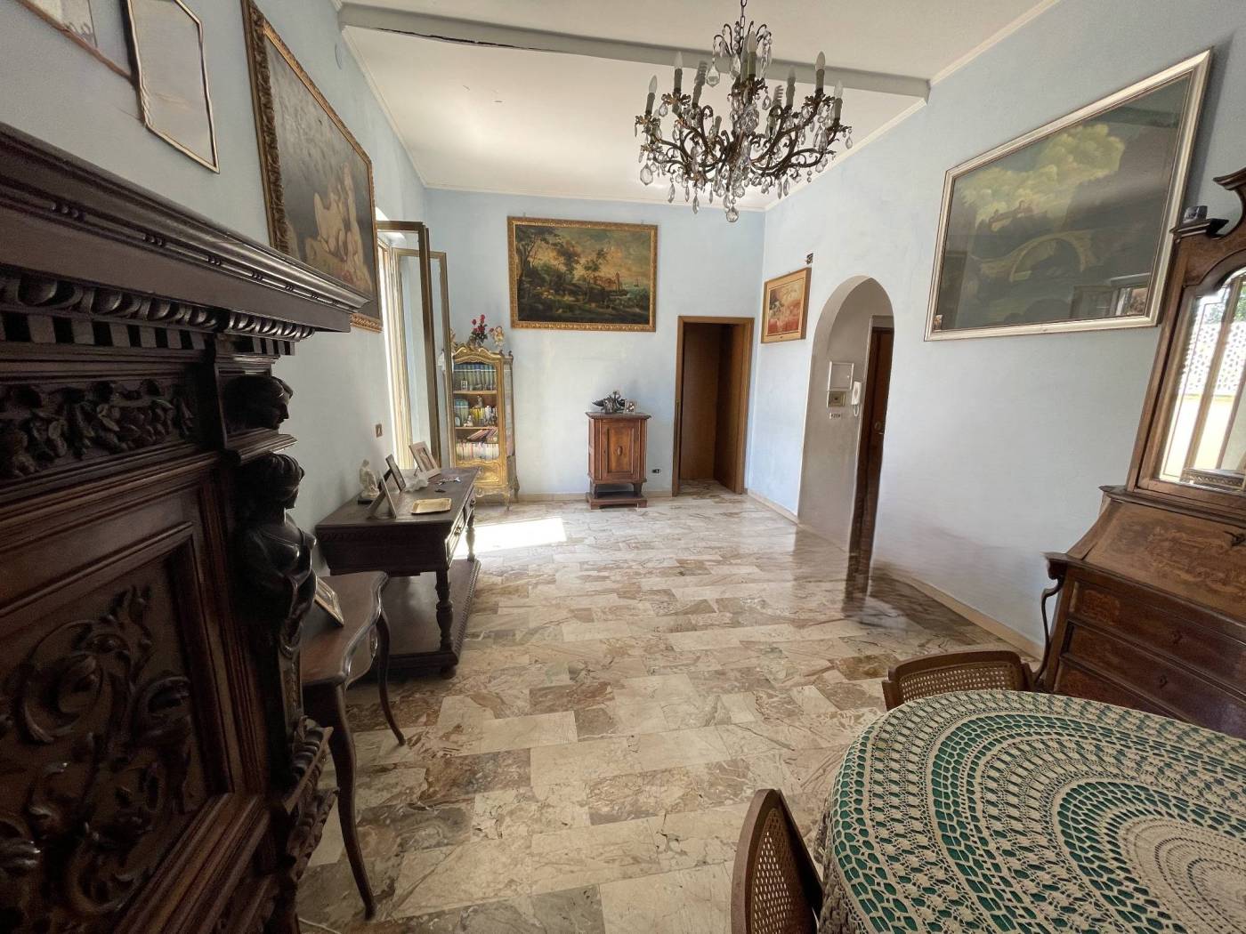 salone