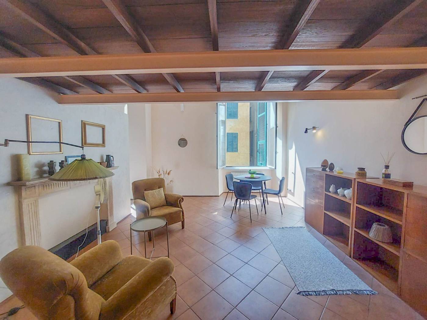 SALA