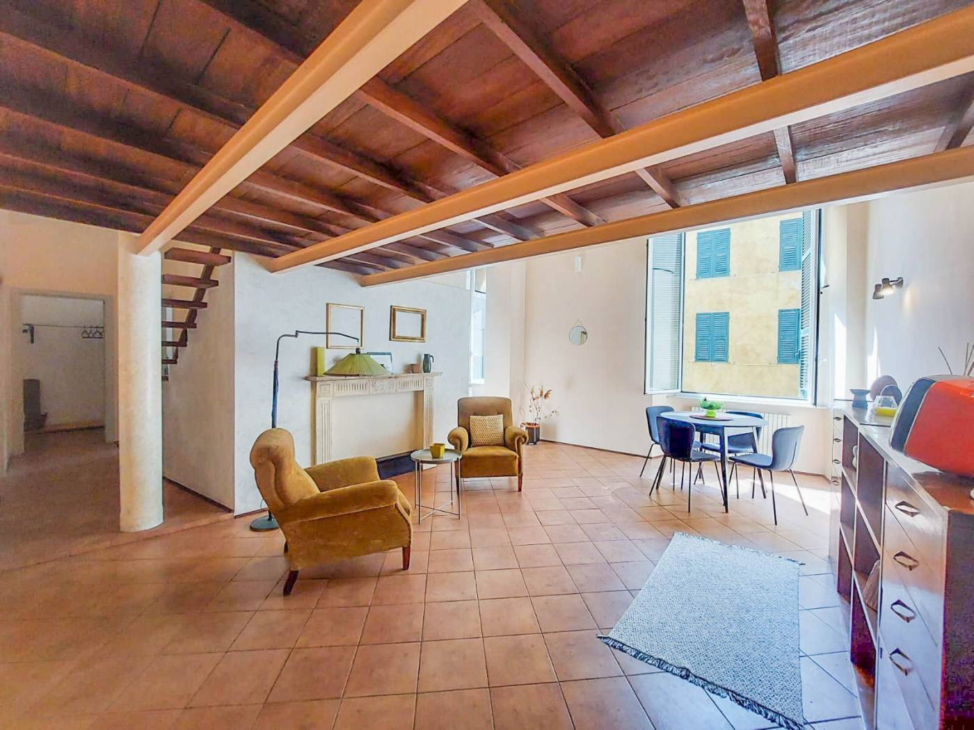 SALA
