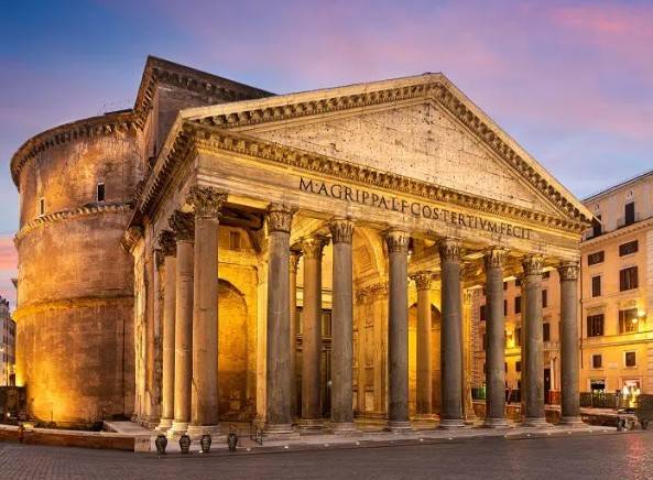 Panthen, Palazzo prestigioso, mq 800 indipendente, pluri destinazione, con grande garage. Opportunità unica.