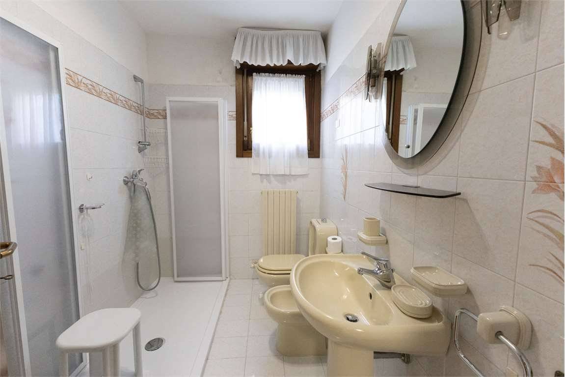 bagno piano terra