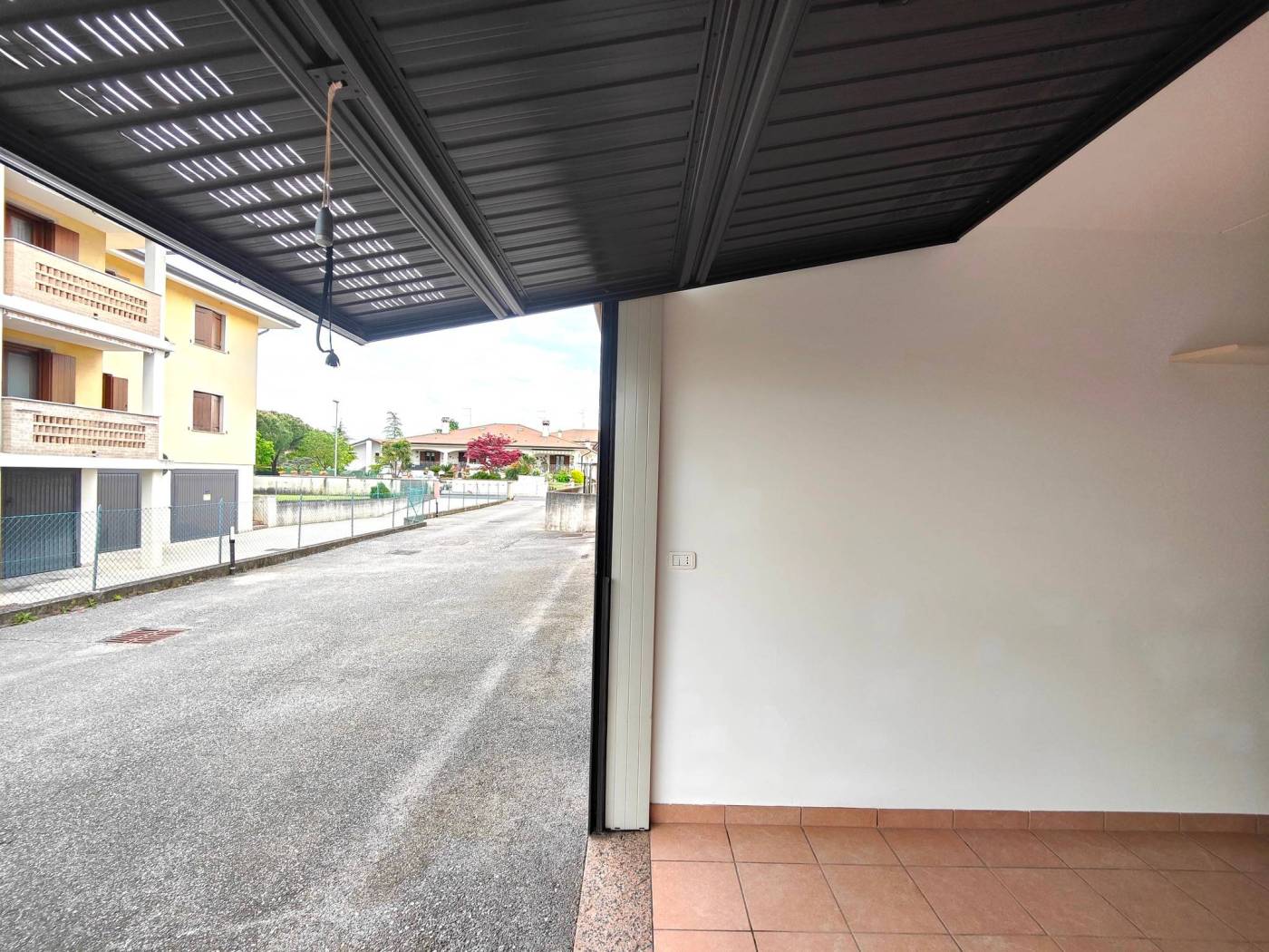 garage ingresso auto