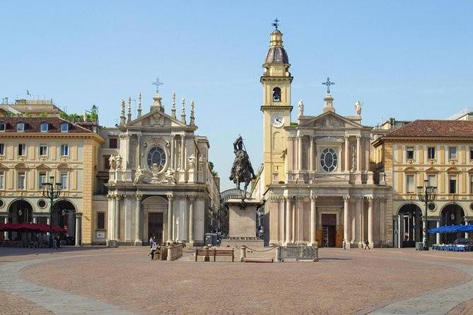 Adiacenze Piazza San Carlo