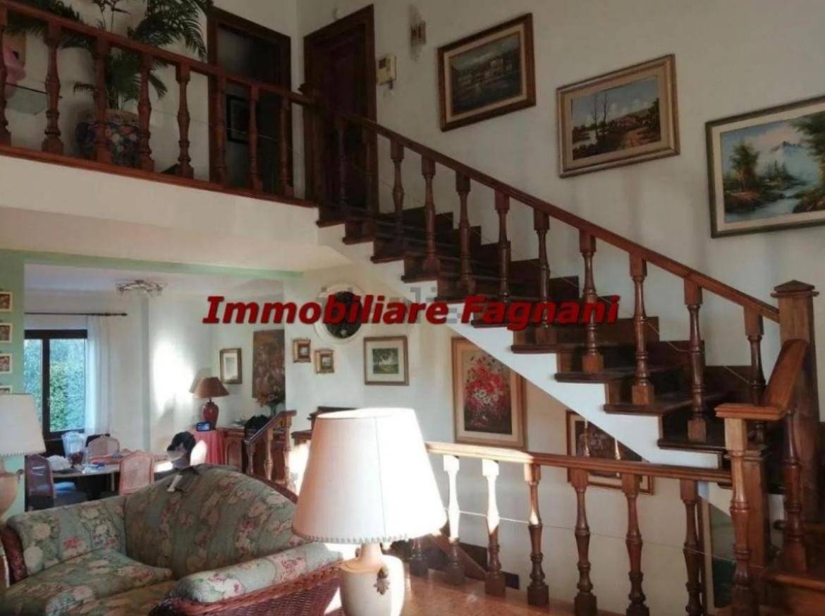 Salone