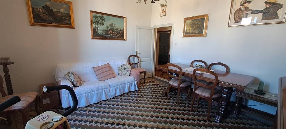 Salone