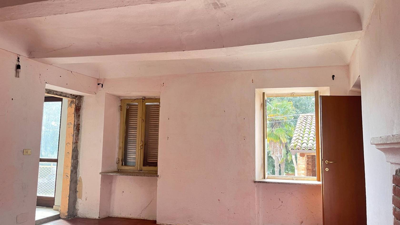 Stanza non arredata Stanza non arredata