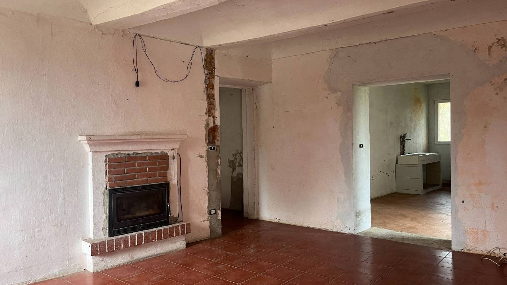 Stanza non arredata Stanza non arredata