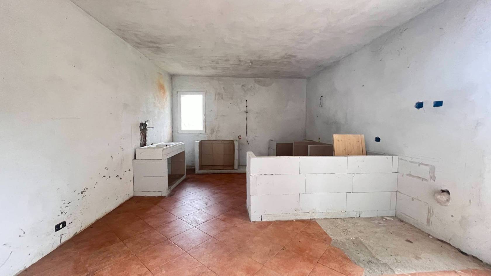 Stanza non arredata Stanza non arredata