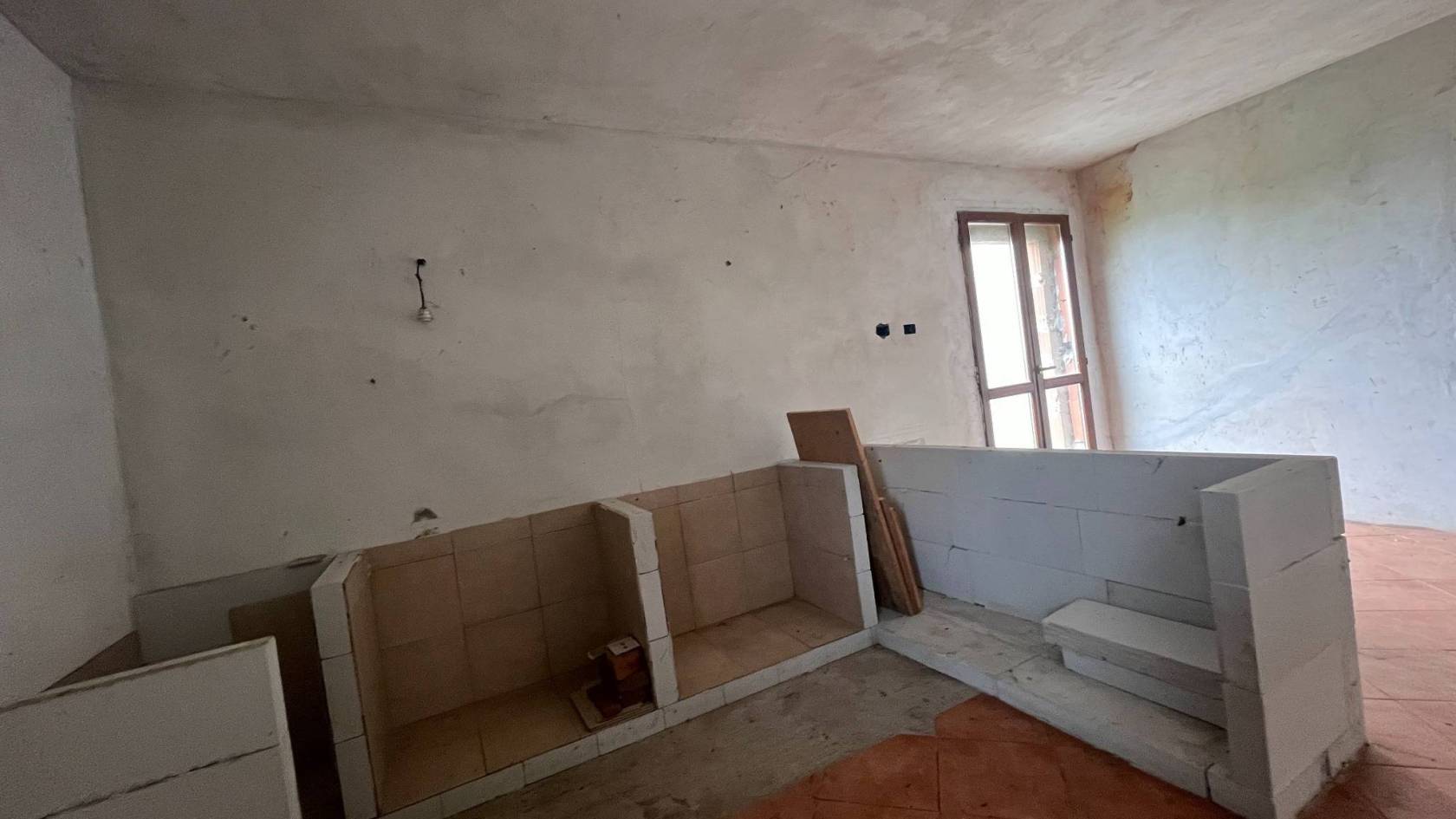 Stanza non arredata Stanza non arredata