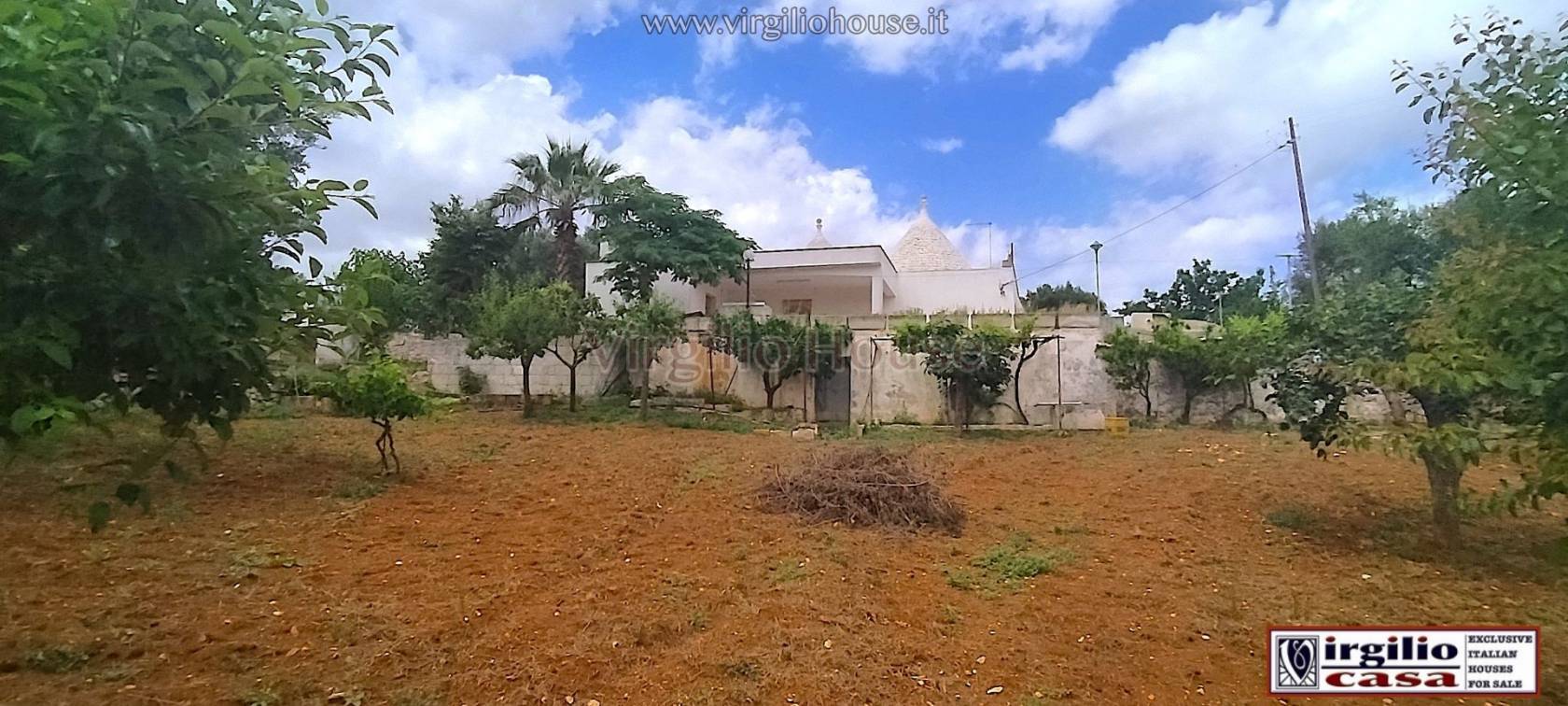 - Trulli RIF.370 | Virgilio Casa Suggestivo complesso di trulli e lamie in vendita a Ostuni Virgilio Casa propone in vendita un caratteristico 