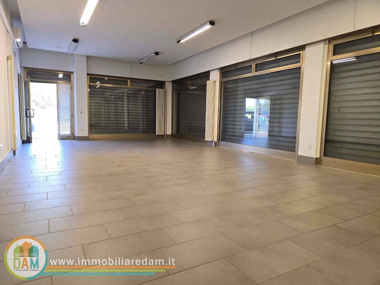 Interno non residenziale Interno non residenziale