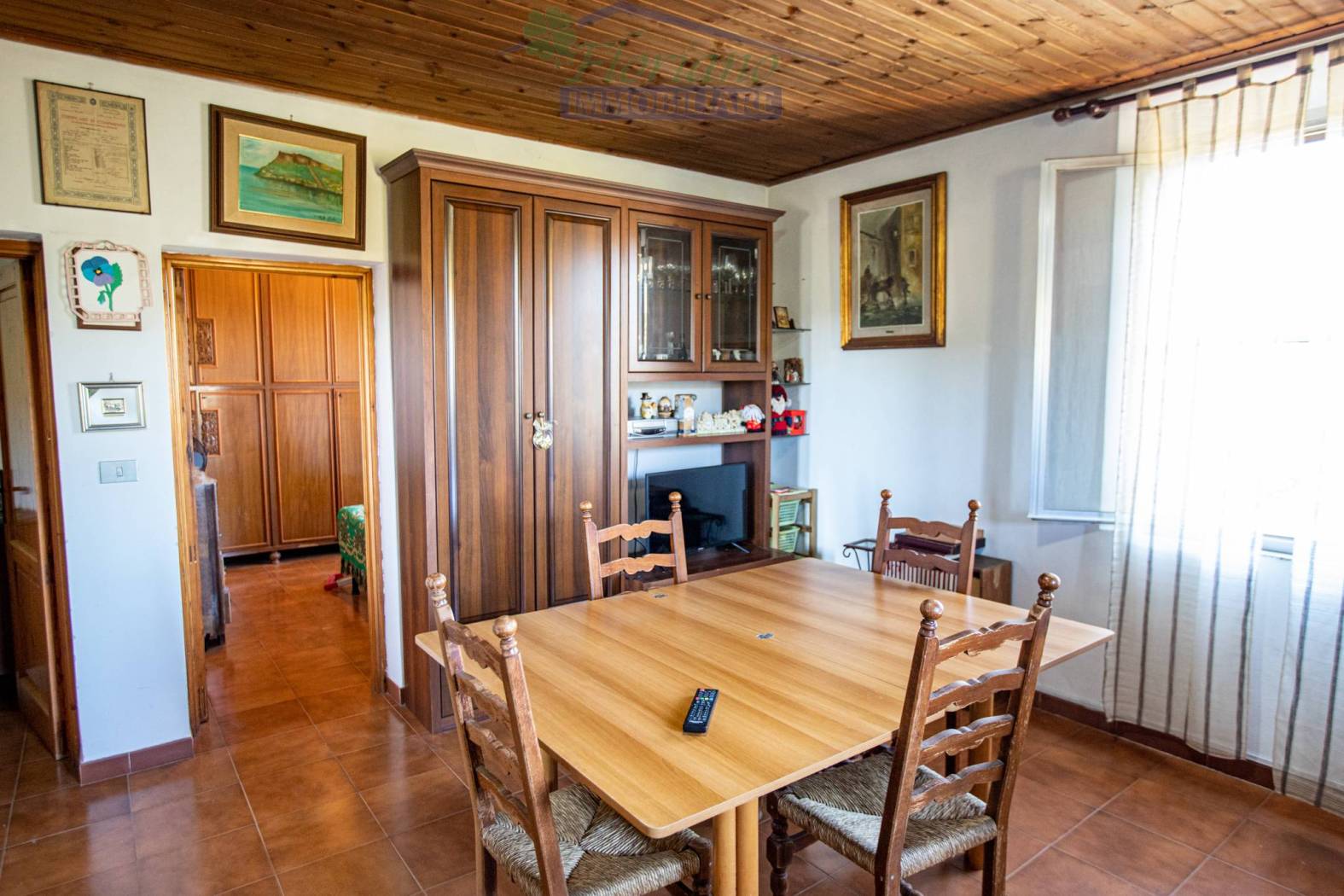 Salone