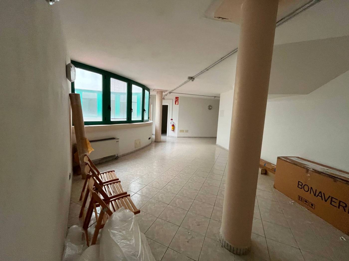 Interno non residenziale Interno non residenziale