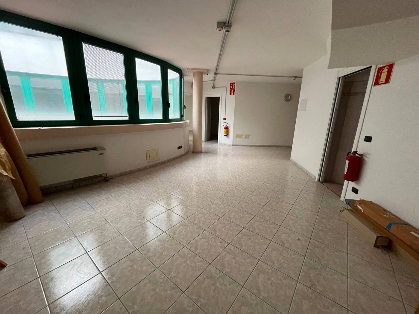 Interno non residenziale Interno non residenziale