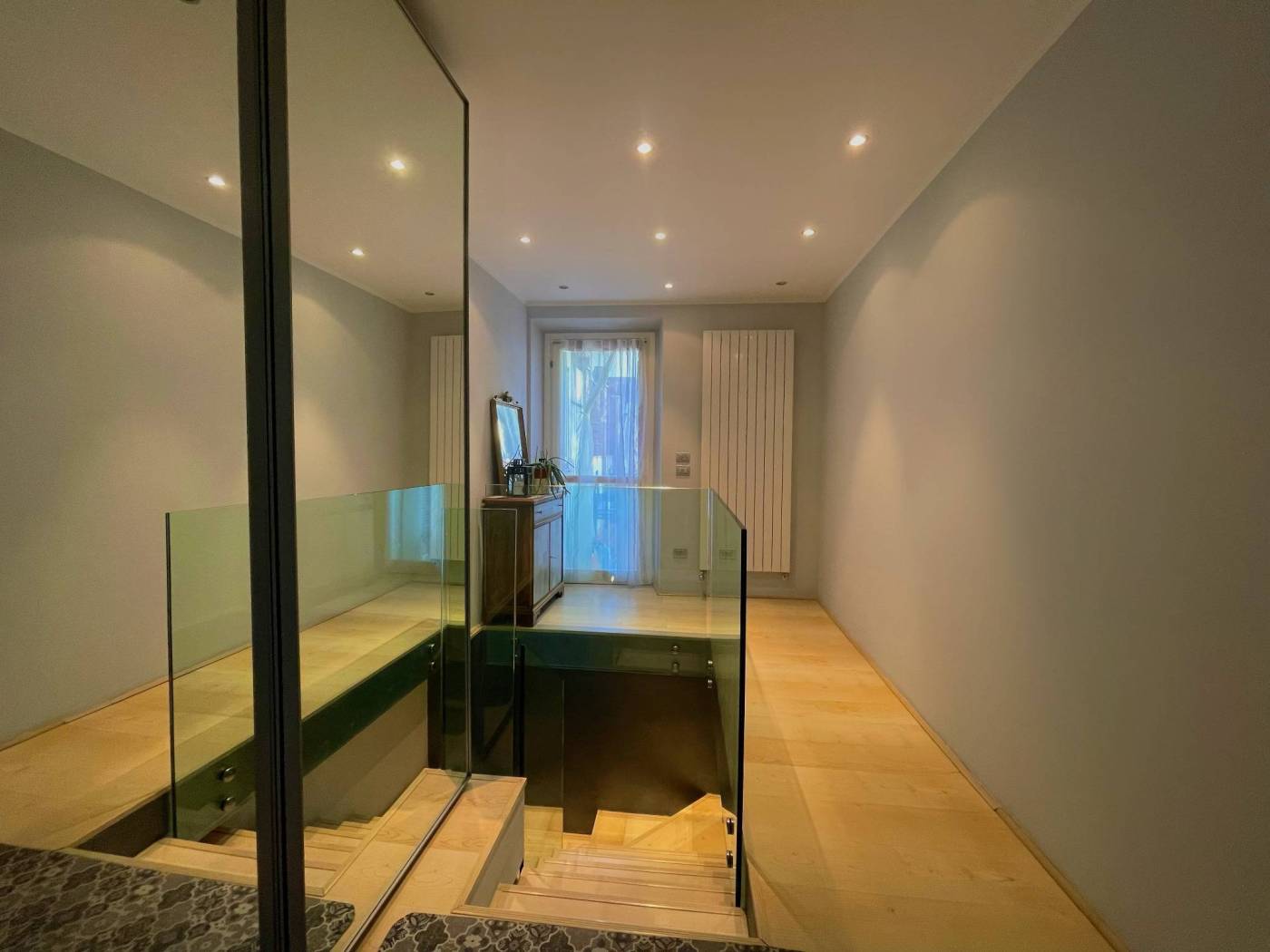 Disimpegno Disimpegno