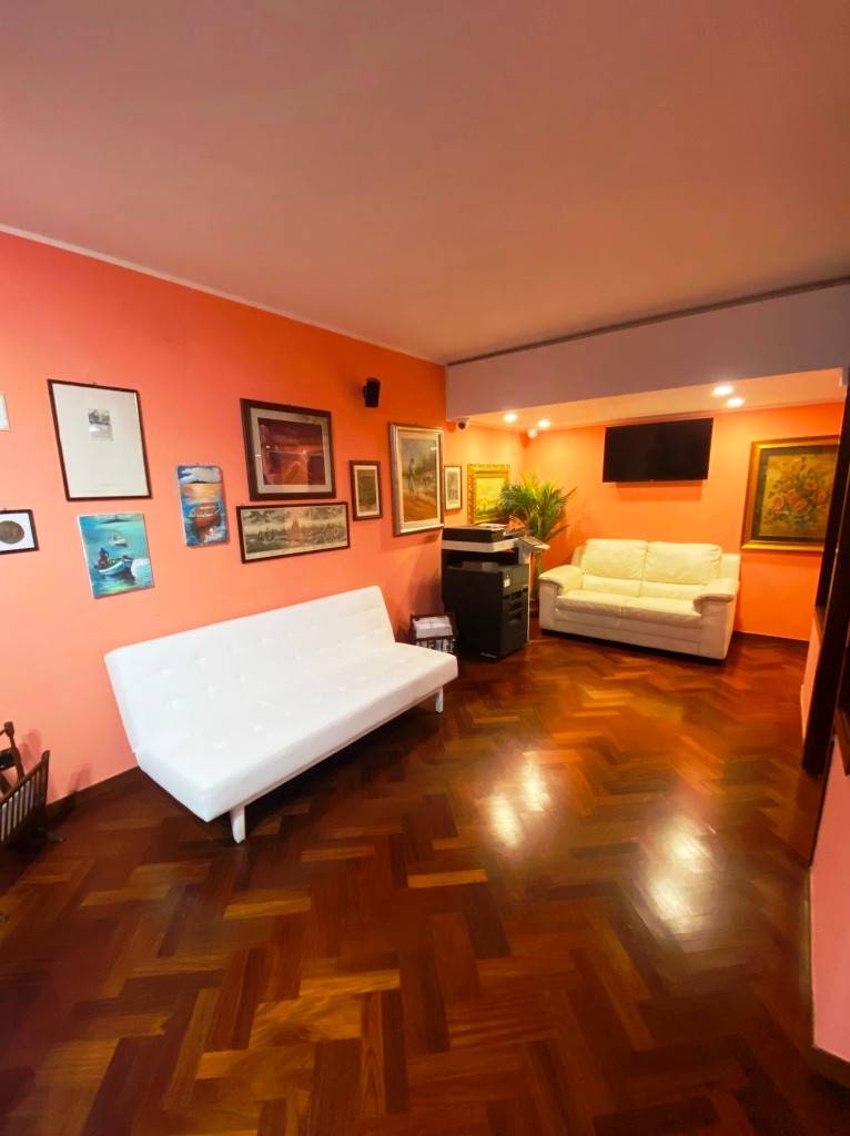 Salone