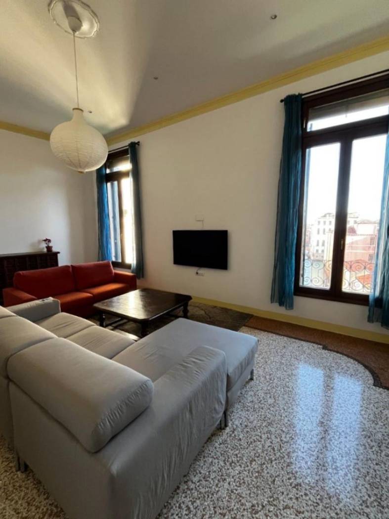 Salone