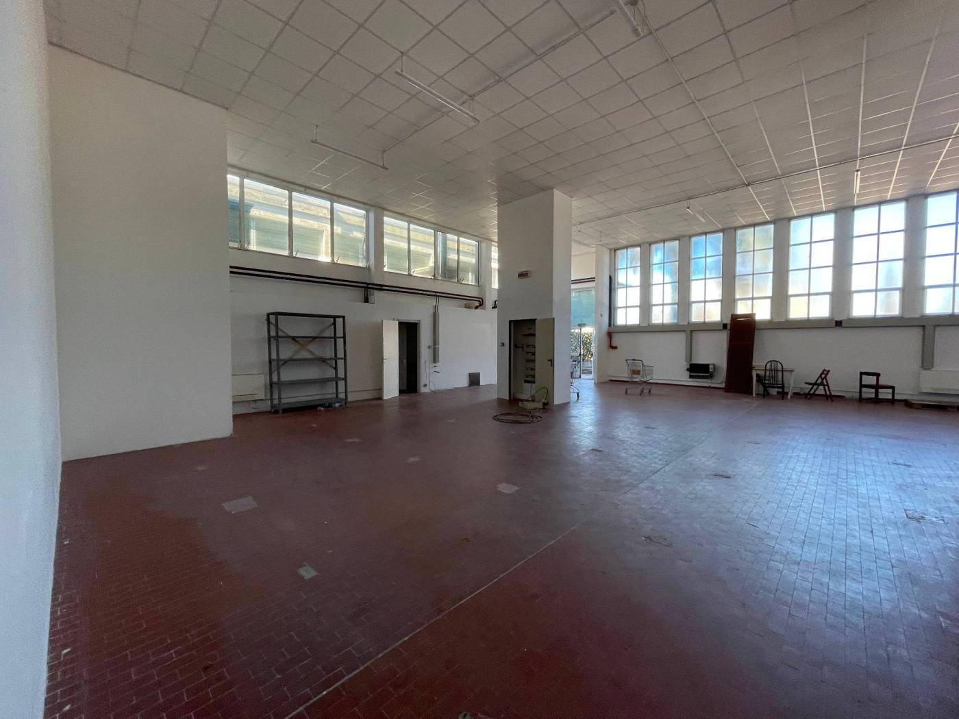 Interno non residenziale Interno non residenziale