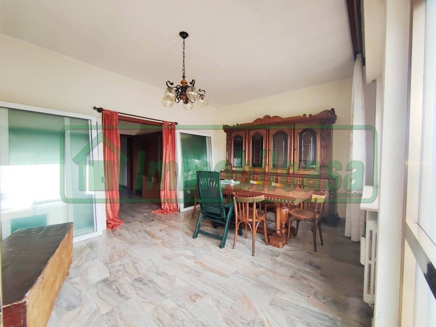 Salone