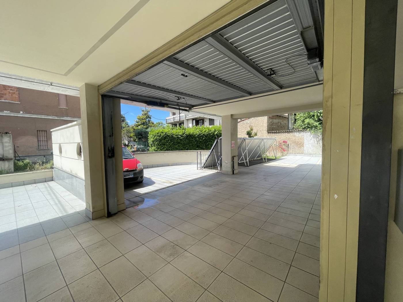 Interno non residenziale Interno non residenziale