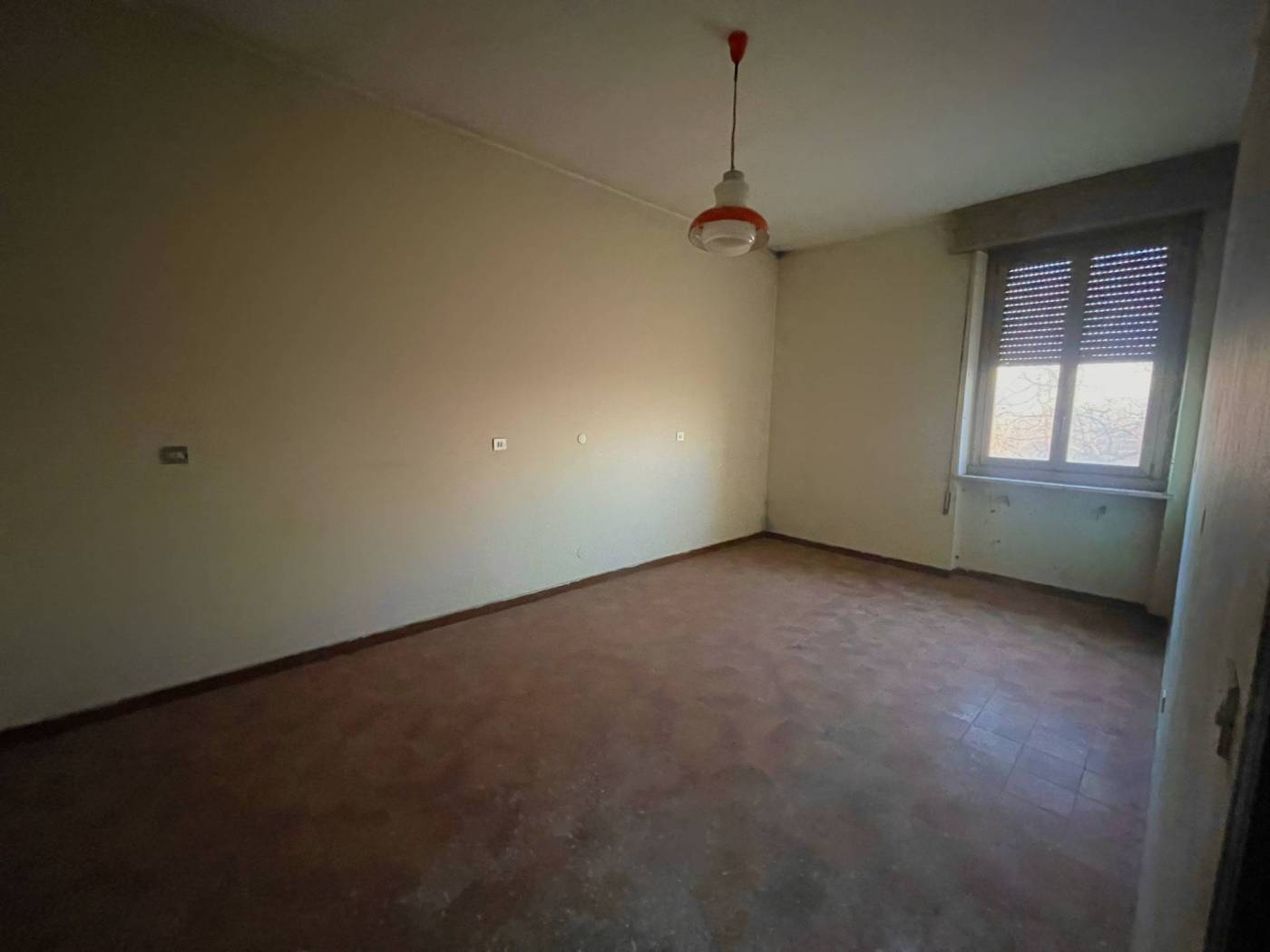 Stanza non arredata Stanza non arredata