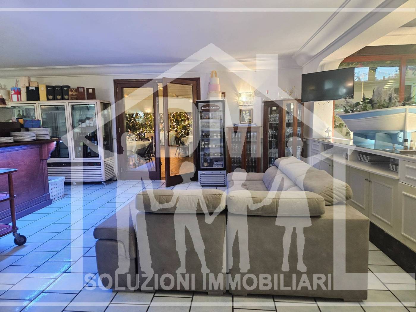 Salone