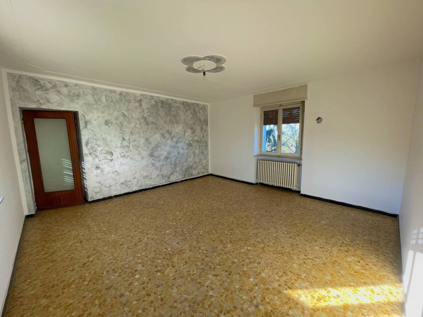 Stanza non arredata Stanza non arredata