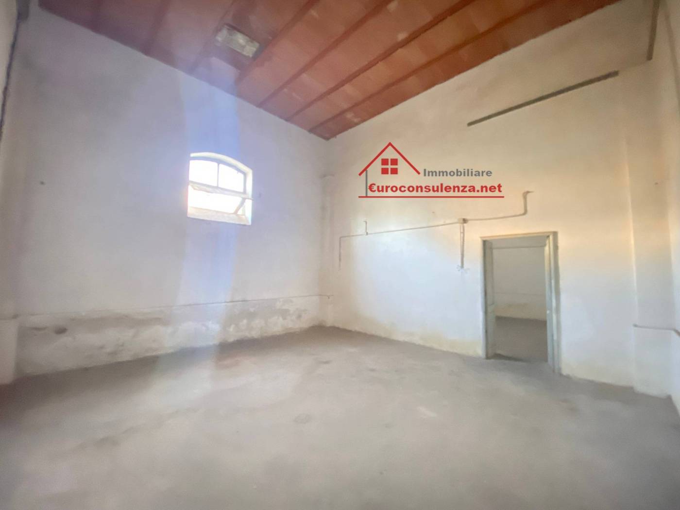 Stanza non arredata
