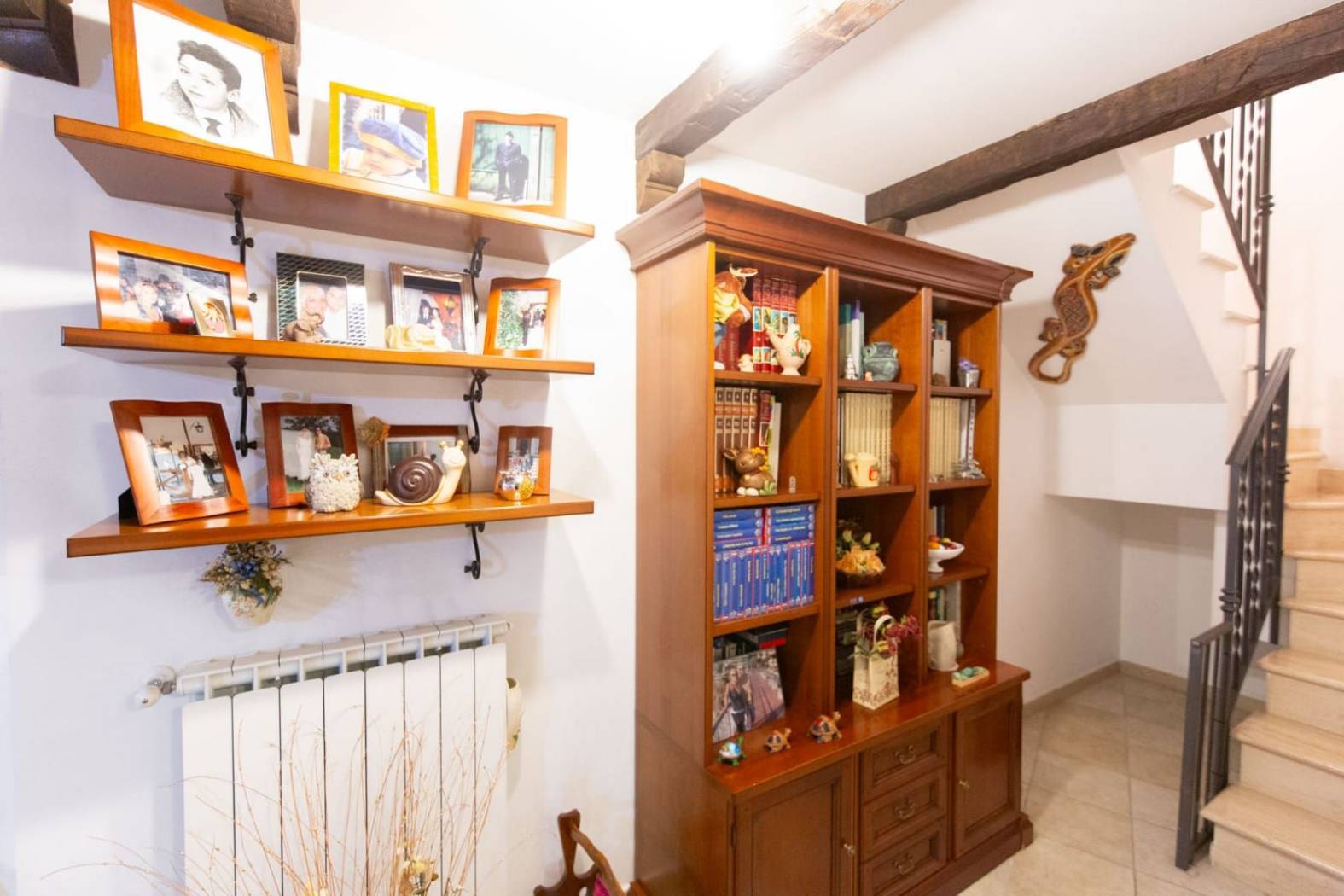 Stanza arredata Stanza arredata