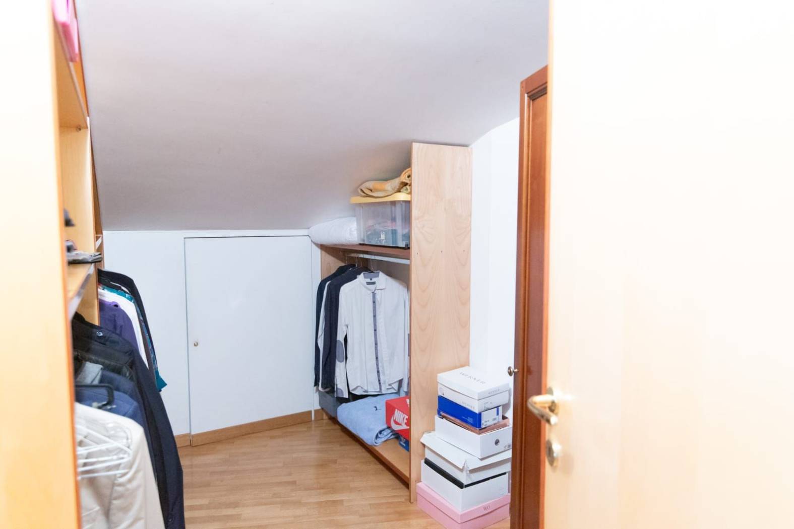 Stanza arredata Stanza arredata